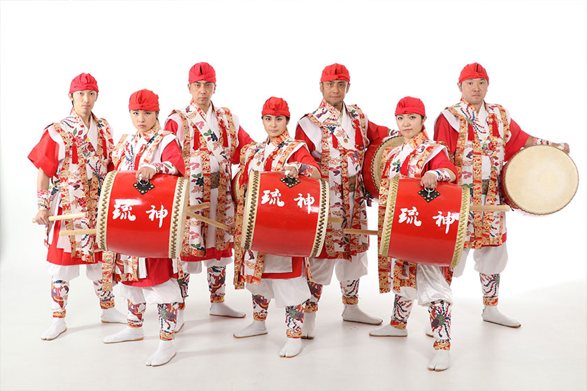 琉球伝統歌舞集団　琉神